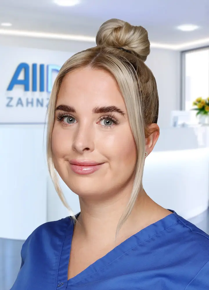 Portrait zahnmedizinische Prophylaxeassistenz Sabrina Cornelius (AllDent Wiesbaden)