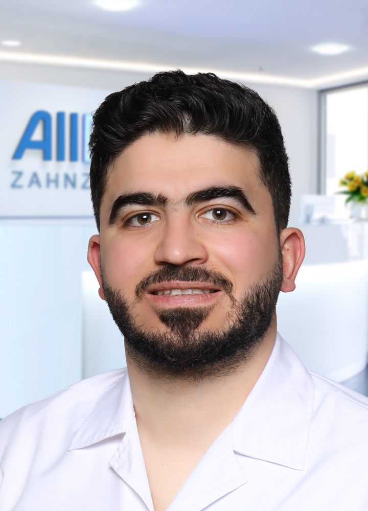 Portrait Oralchirurg Ahmad Alrefai (AllDent Wiesbaden)